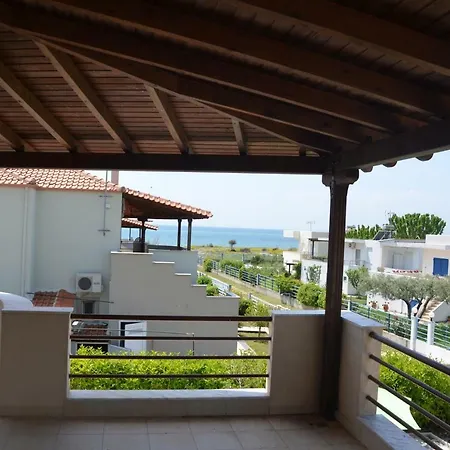 Sunshine Villa Karianí